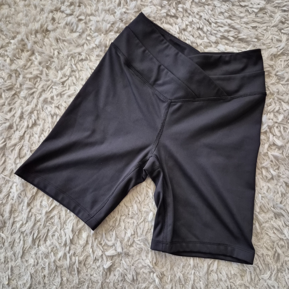☆5/$15☆Forever 21 Black High-Waist Biker Shorts | XS | Crossover Waist